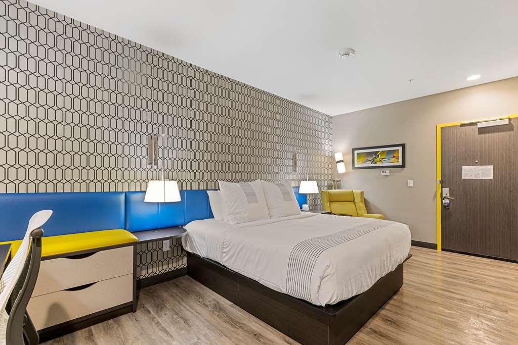 Glo Best Western Savannah-Gateway I-95 Стая снимка