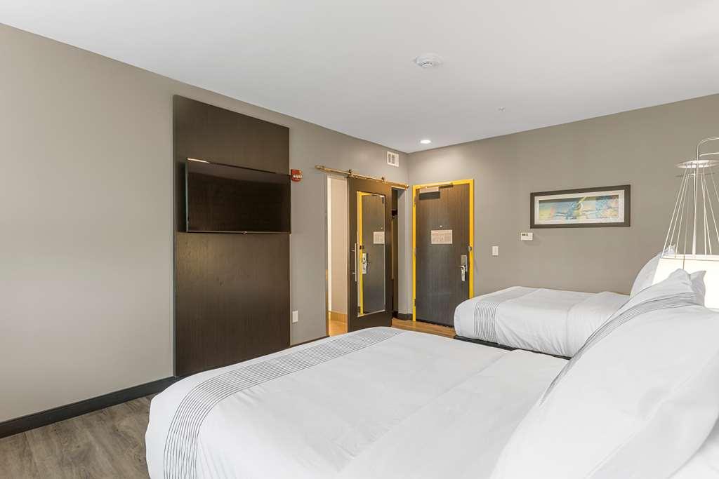 Glo Best Western Savannah-Gateway I-95 Стая снимка